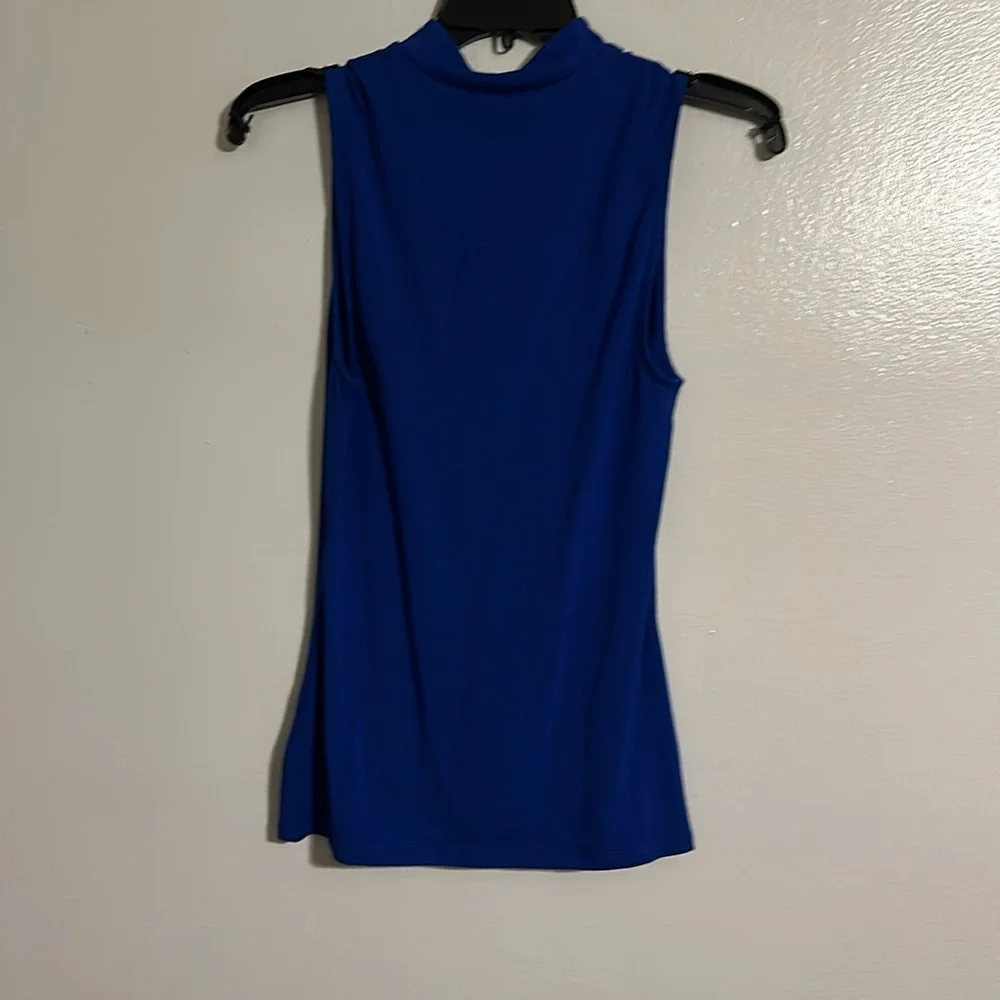 Express Top - Picture 3 of 5
